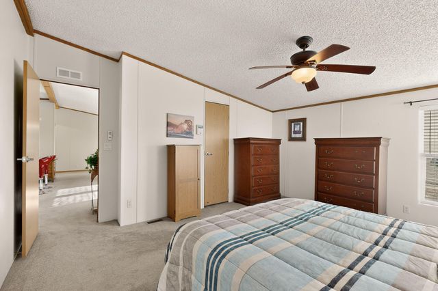 804 Calle De Los Tulipanes, Belen, NM 87002