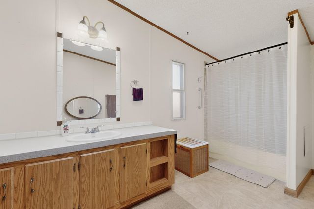 804 Calle De Los Tulipanes, Belen, NM 87002