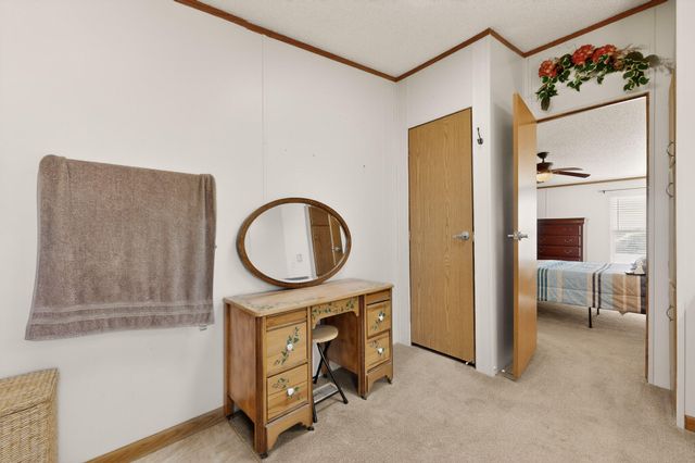 804 Calle De Los Tulipanes, Belen, NM 87002