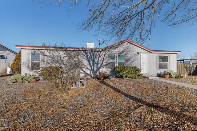 804 Calle De Los Tulipanes, Belen, NM 87002