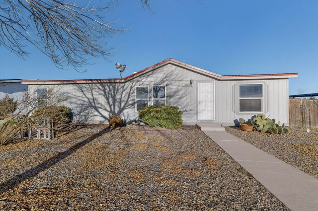 804 Calle De Los Tulipanes, Belen, NM 87002