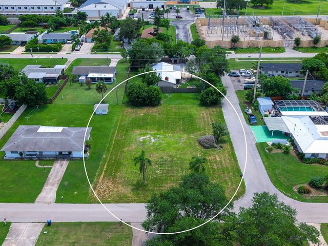 2110 SANDRALA DRIVE, Sarasota, FL 34231