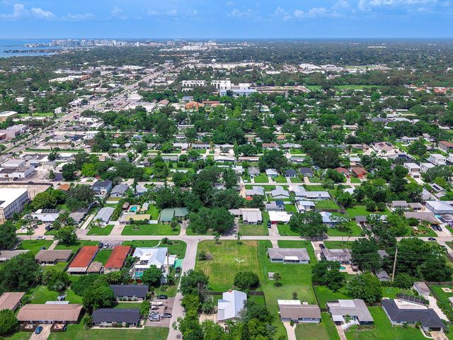 2110 SANDRALA DRIVE, Sarasota, FL 34231