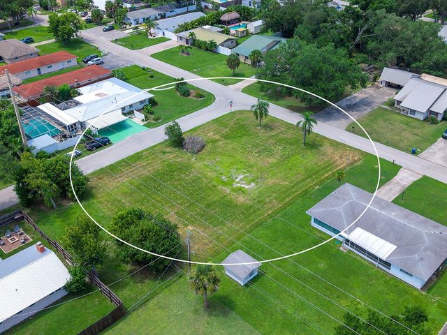 2110 SANDRALA DRIVE, Sarasota, FL 34231