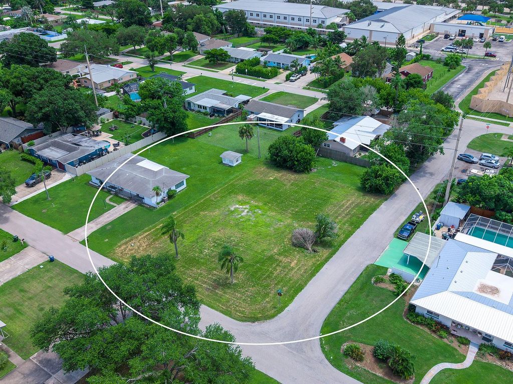 2110 SANDRALA DRIVE, Sarasota, FL 34231