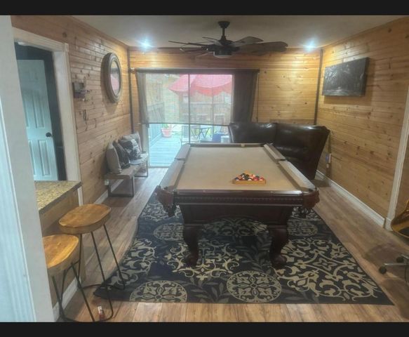 6811 Saint Augustine Street, Houston, TX 77021