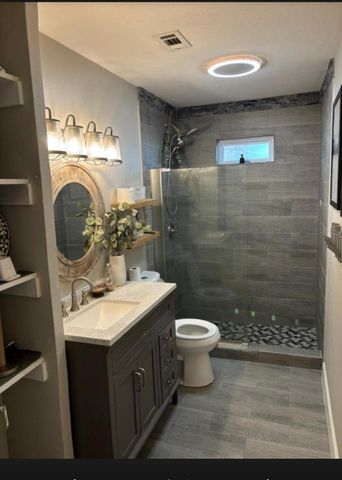 6811 Saint Augustine Street, Houston, TX 77021