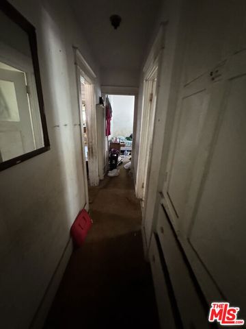 620 W 42nd Place, Los Angeles, CA 90037