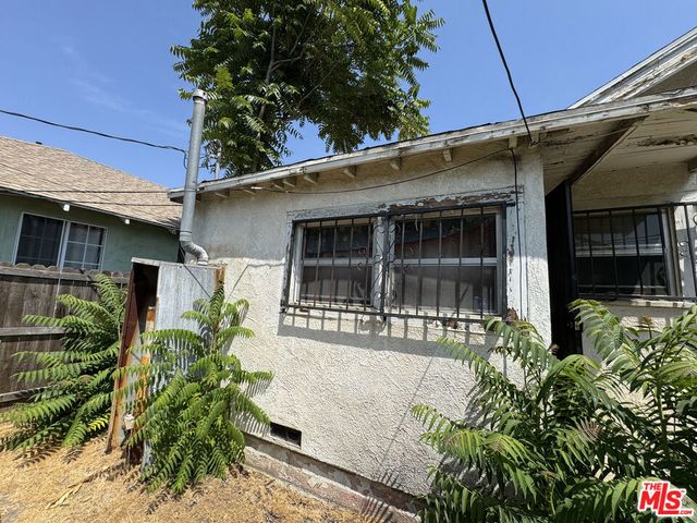 620 W 42nd Place, Los Angeles, CA 90037
