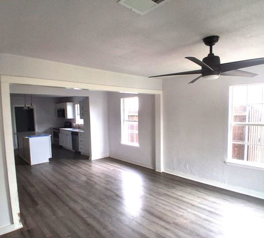 820 Allen Street, Denton, TX 76205