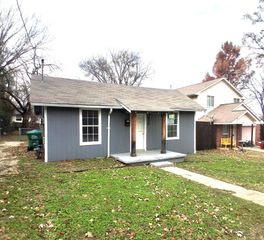 820 Allen Street, Denton, TX 76205