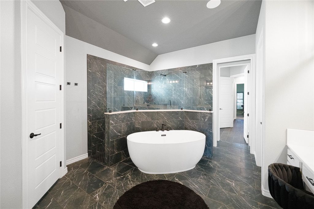 1024 Whisper Willows Drive, Fort Worth, TX 76052 — photo 5