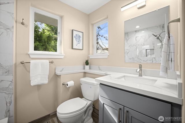 6417 Ellis Avenue S, Seattle, WA 98108