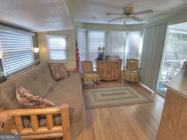 90 Campfire Drive, Cleveland, GA 30528