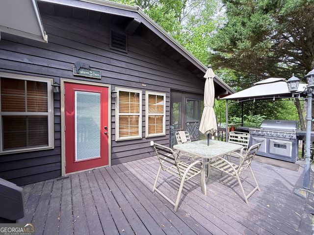 90 Campfire Drive, Cleveland, GA 30528