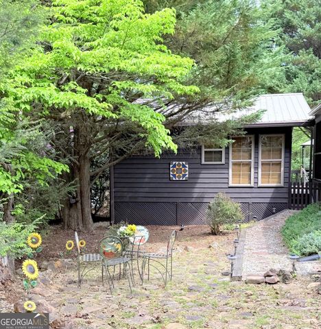 90 Campfire Drive, Cleveland, GA 30528