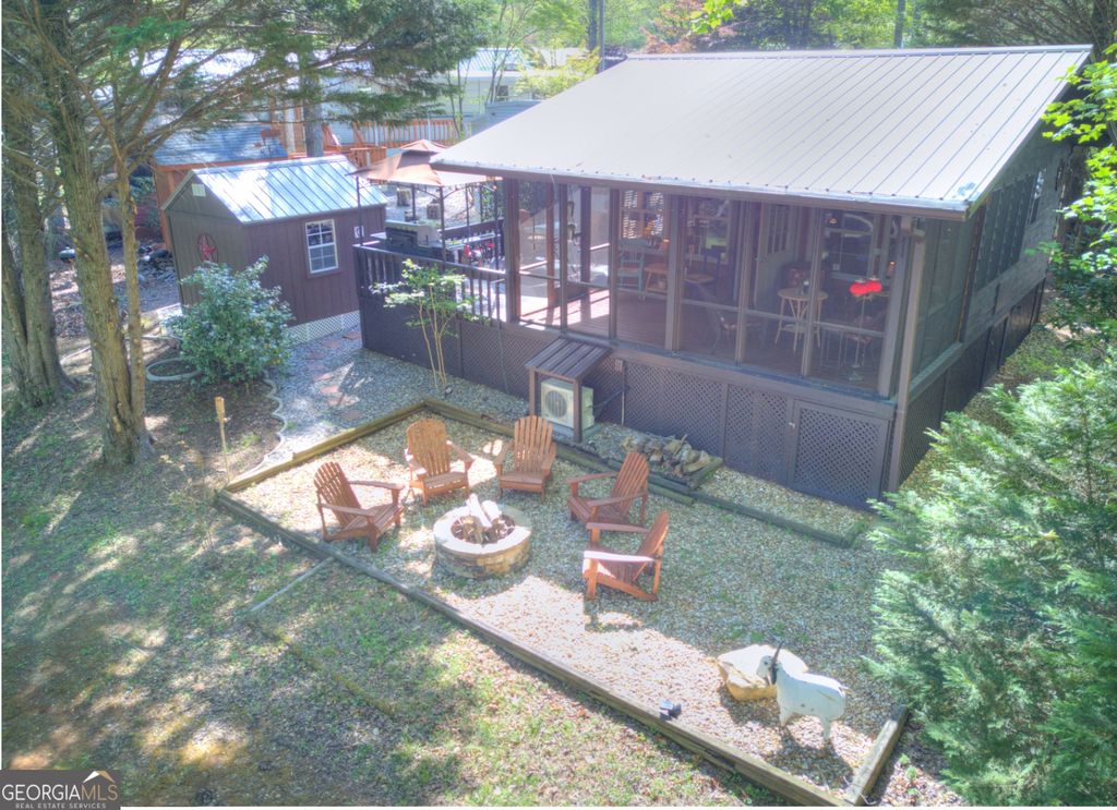 90 Campfire Drive, Cleveland, GA 30528
