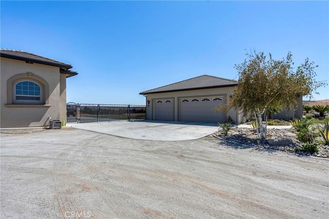 11035 Rio Mesa Drive, Bakersfield, CA 93308