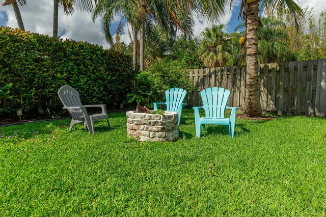 4370 Flax Court, Palm Beach Gardens, FL 33410