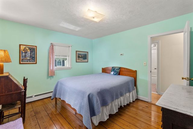 25 Alden Place, Newton, MA 02465