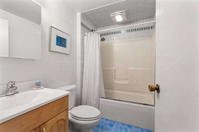 25 Alden Place, Newton, MA 02465