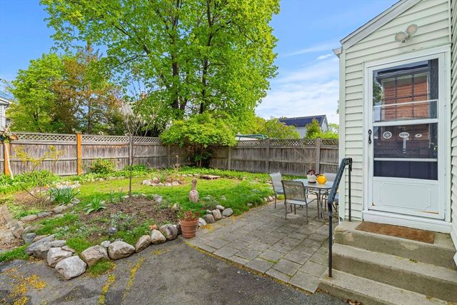 25 Alden Place, Newton, MA 02465