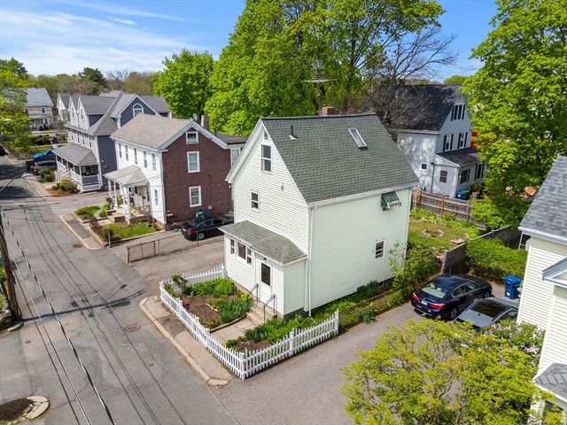 25 Alden Place, Newton, MA 02465