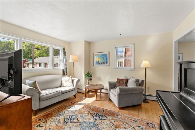 25 Alden Place, Newton, MA 02465