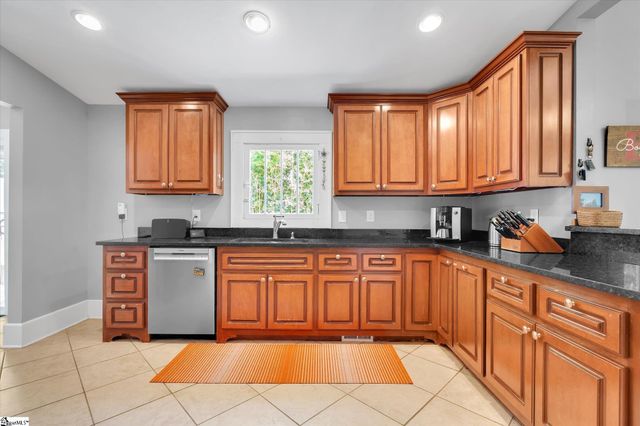 19 David Street, Greenville, SC 29609