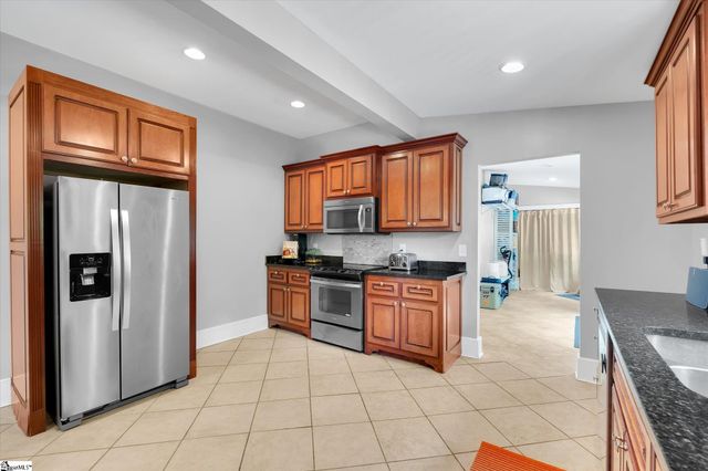 19 David Street, Greenville, SC 29609