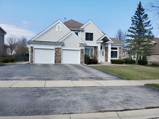 1214 Eric Lane, Lake Zurich, IL 60047