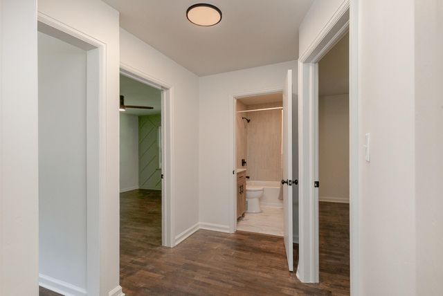1637 S Broadway Avenue, Springfield, MO 65807