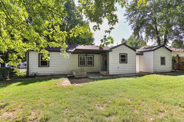 1637 S Broadway Avenue, Springfield, MO 65807