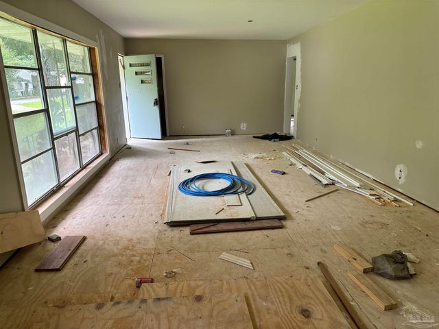 1300 N 59th Ave, Pensacola, FL 32506