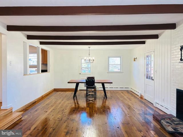 3900 LAUREL RD, Alexandria, VA 22309