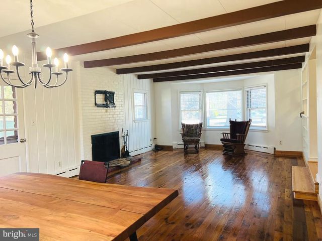 3900 LAUREL RD, Alexandria, VA 22309