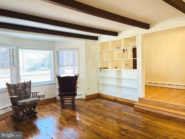 3900 LAUREL RD, Alexandria, VA 22309