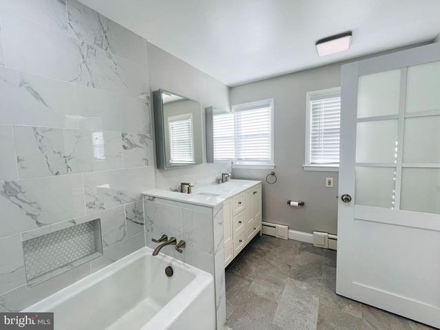 3900 LAUREL RD, Alexandria, VA 22309