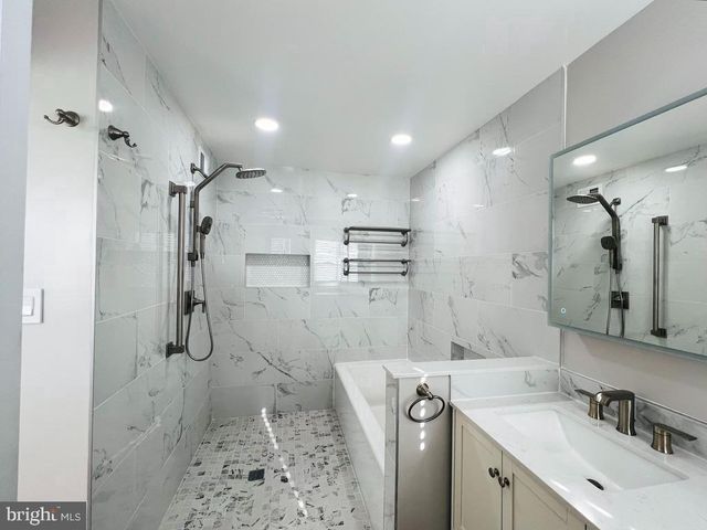 3900 LAUREL RD, Alexandria, VA 22309
