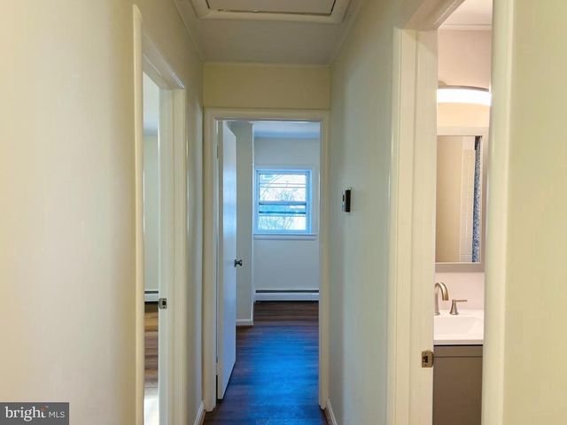 3900 LAUREL RD, Alexandria, VA 22309