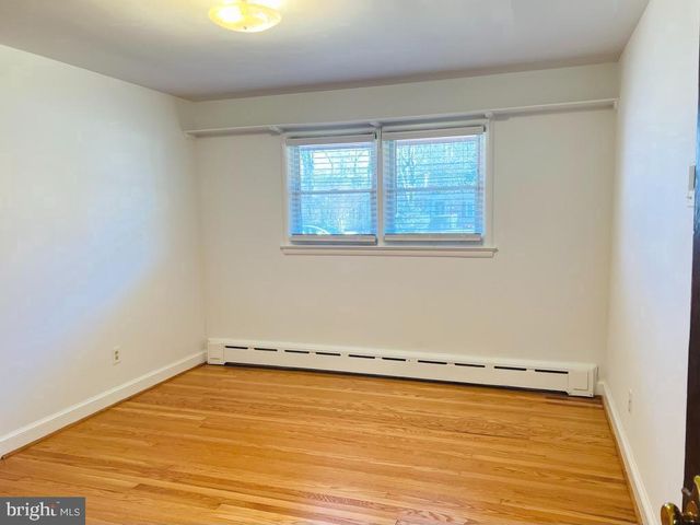 3900 LAUREL RD, Alexandria, VA 22309