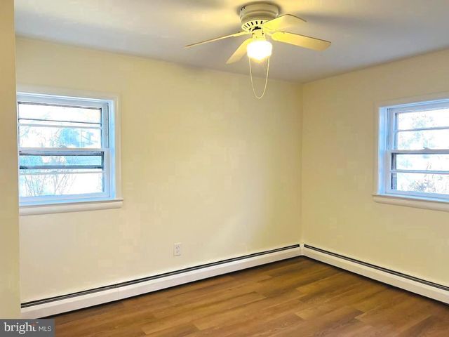 3900 LAUREL RD, Alexandria, VA 22309