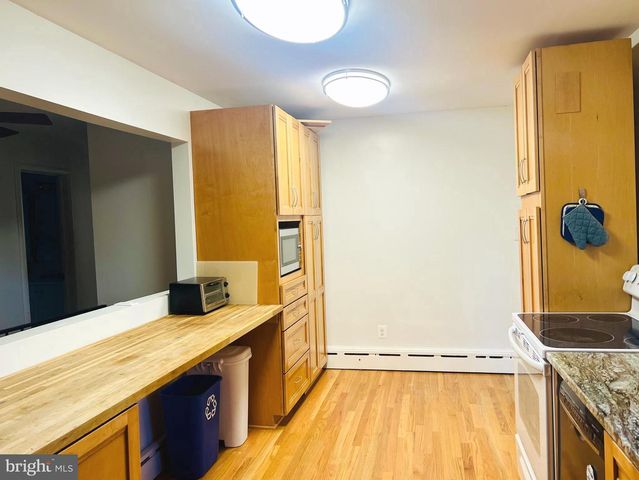 3900 LAUREL RD, Alexandria, VA 22309