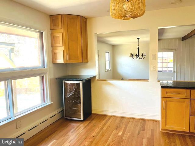 3900 LAUREL RD, Alexandria, VA 22309