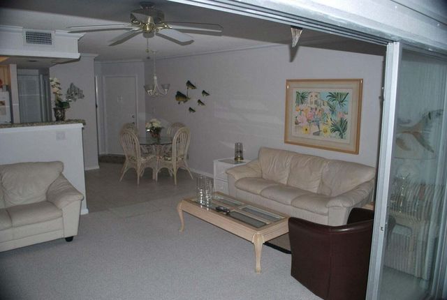 100 Lehane Terrace 26, North Palm Beach, FL 33408