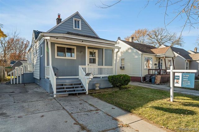 20462 Hollywood Street, Harper Woods, MI 48225