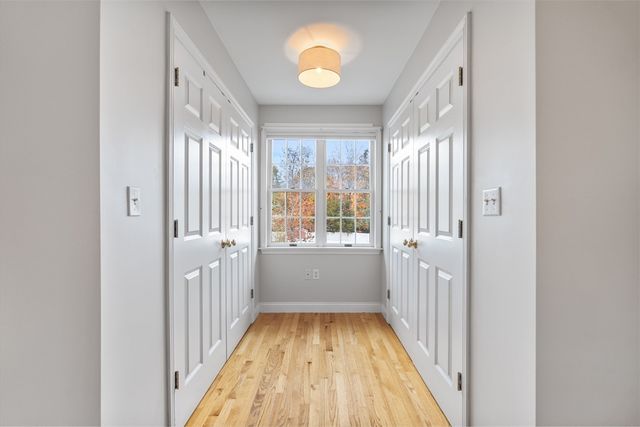 3 Garden Lane 3, Wakefield, MA 01880