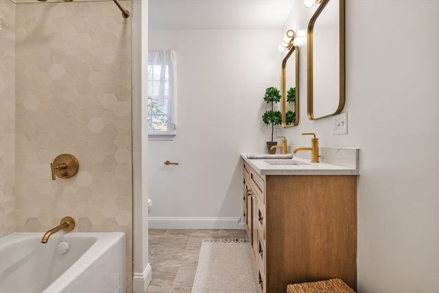 3 Garden Lane 3, Wakefield, MA 01880