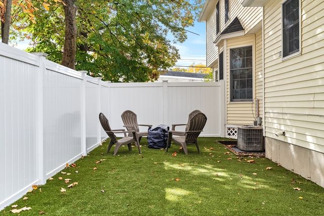 3 Garden Lane 3, Wakefield, MA 01880