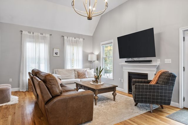 3 Garden Lane 3, Wakefield, MA 01880